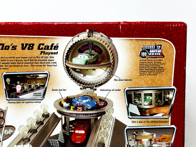 FLO'S V8 CAFE PLAYSET Original Desert 2006 Disney Pixar Cars