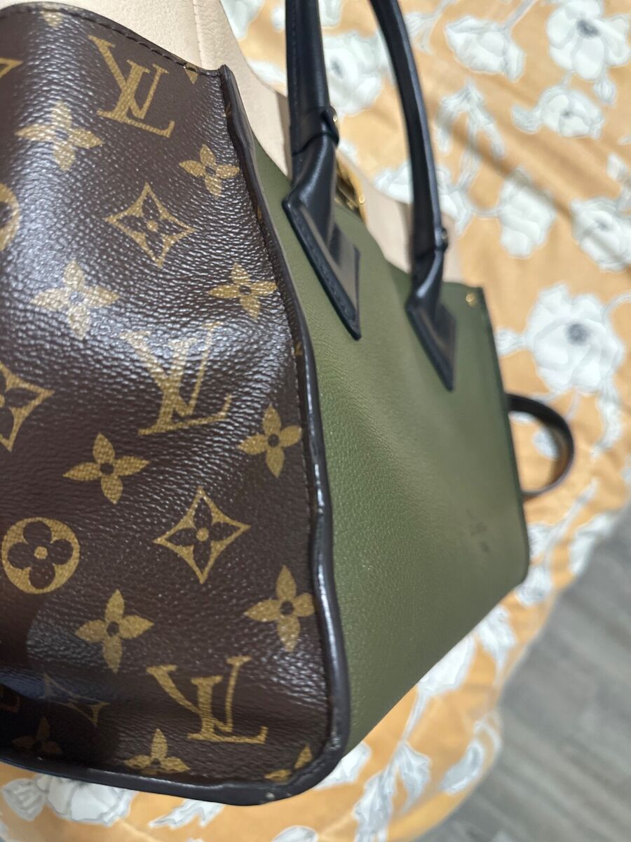 LOUIS VUITTON On My Side MM Laurier Tote bag M55302 Green LOUIS VUITTON On My Side MM Laurier Tote bag M55302 Green