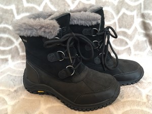 ugg ostrander
