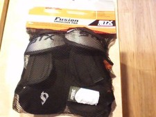 STX Lacrosse Shoulder Pads size Medium, New in original packaging