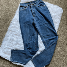 Vintage Levi’s MADE IN USA Hi Rise Mom Jeans Size 5 17512-0807