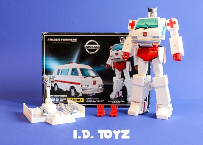Takara Transformers Masterpiece MP-30 Ratchet + KFC Posable Hands Add-On
