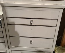 Baisch - Zahnarztschrank aus Metall
