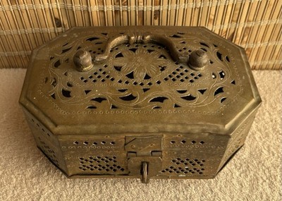 Vtg Brass Footed Elongated Hexagon Punched Pattern Box w/ Lid & Handle 9 x6 x4 