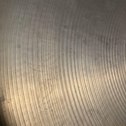 Zildjian 1977-81 Piatto Ride Con Logo Bianco Usato Suono Leggero Da 20 Pollici - Foto 5 di 5
