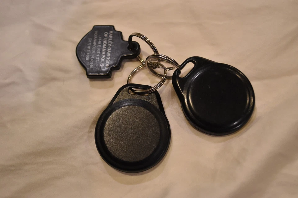 ( 2 ) Harley-Davidson key FOBs - Image 2 of 2