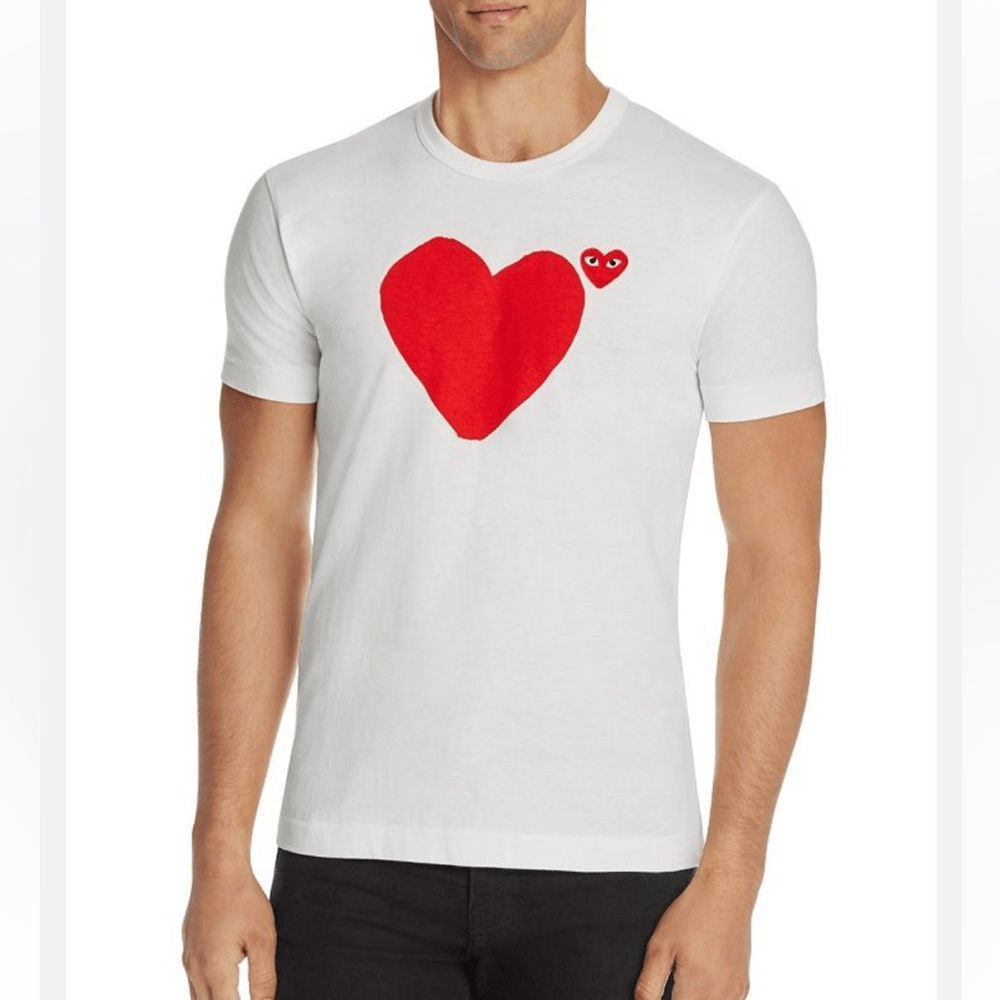 Comme Des Garcons PLAY Heart Graphic Tee Size XL | eBay