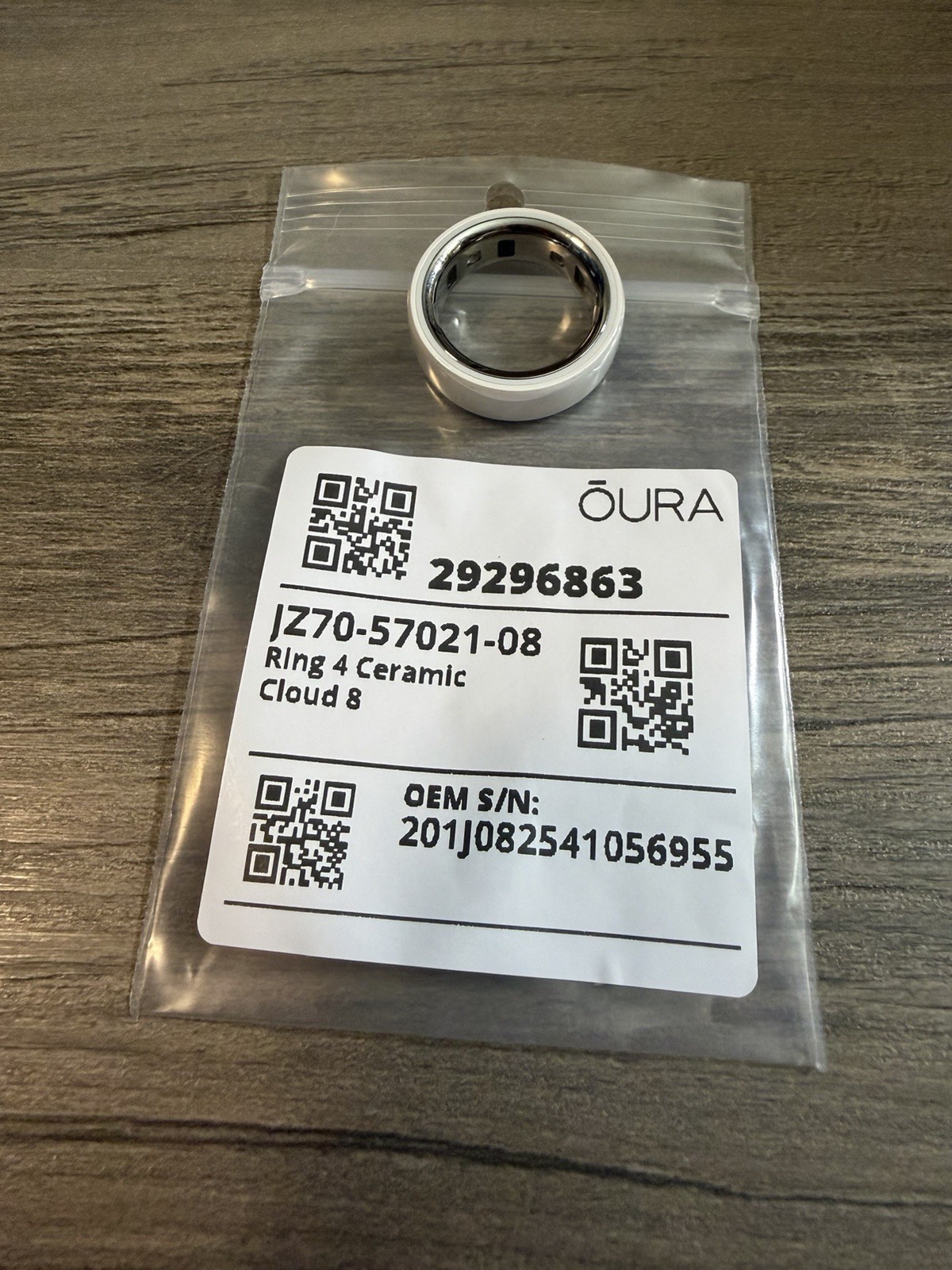 Authentic OURA Ring GEN 4 Ceramic Cloud | Size 8 | New | No box | No Charger