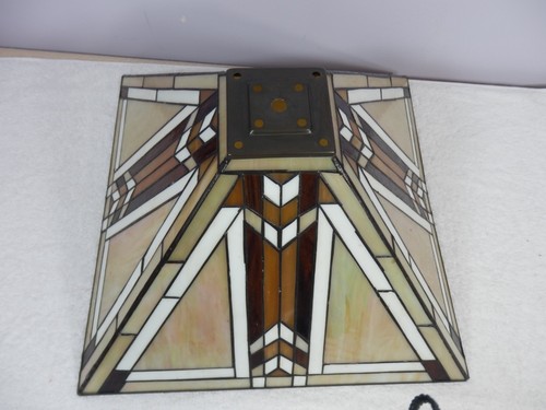 Stained Glass Tiffany Style 15" Lamp Shade - Picture 8 of 11