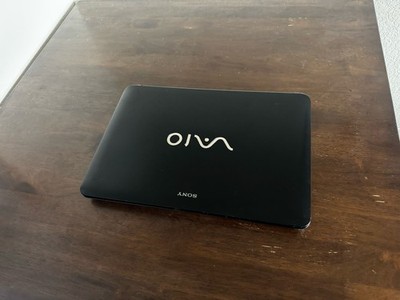 Sony Vaio SVF142C29L Laptop Intel i3 3217U 8GB Ram 128GB SSD 14