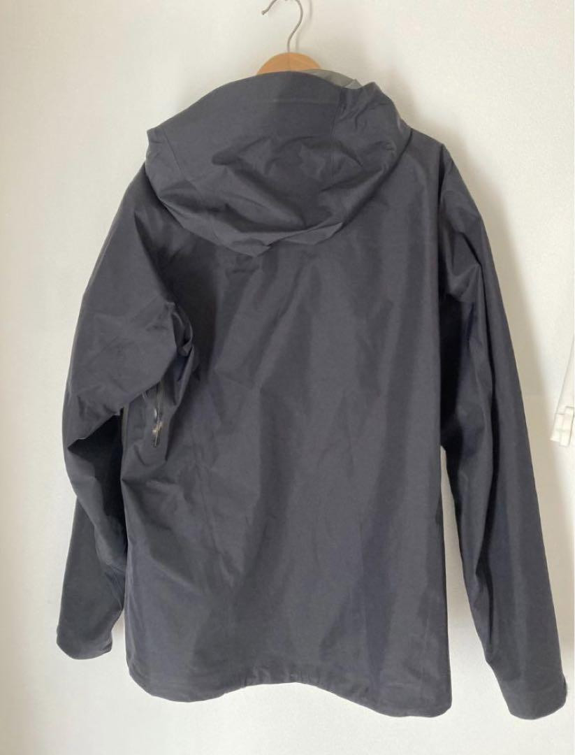 Arc'Teryx Beta LT Jacket Men's Black, Hooded, Used Arc'Teryx Beta LT Jacket Men's Black, Hooded, Used
