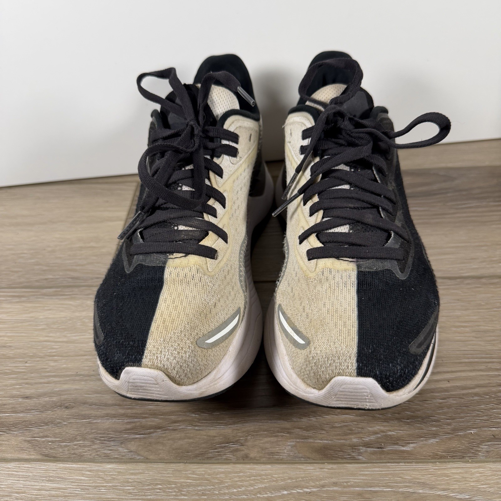 Saucony Shoes Mens Size 6.5 Two Tone Black White Endorphin Shift 2 Road Shoes thumbnail 3