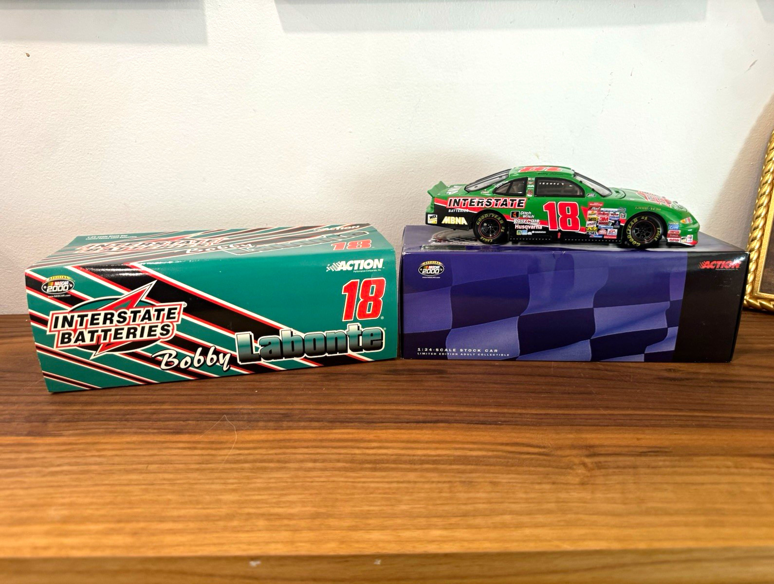 Action Racing Collectables 1:24 Bobby Labonte #18 Interstate 2000 Pontiac LE