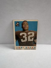 Ball Boys Review - New Sports Memorabilia Show Dishes Up a Home Run 21