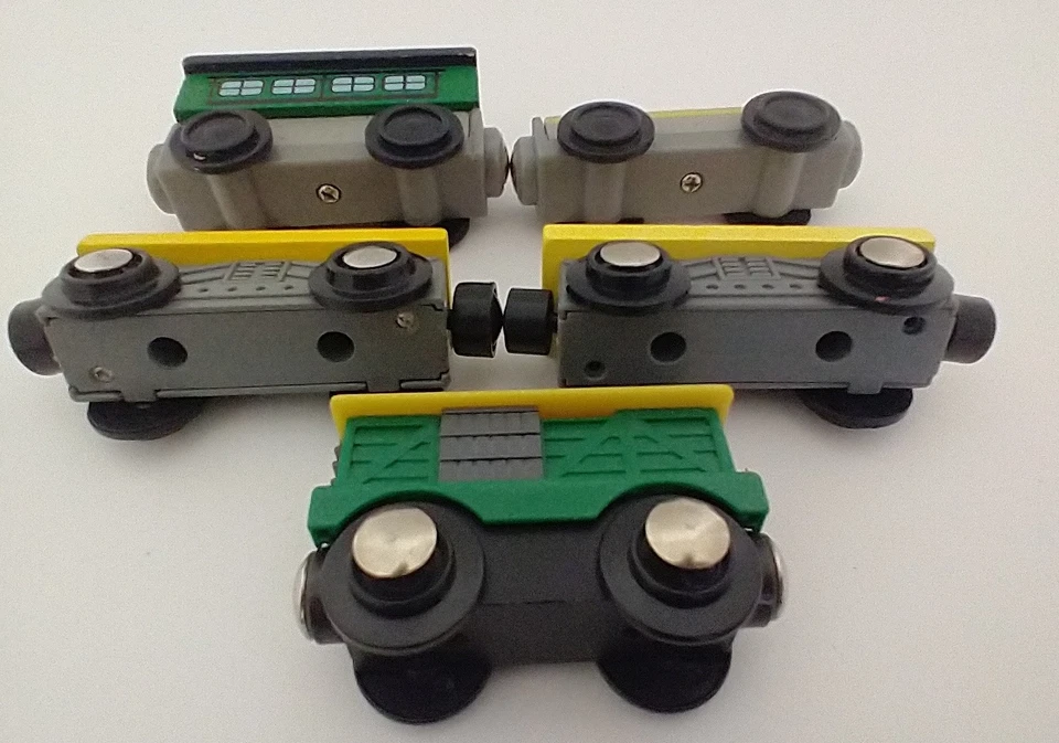 Thomas Wooden Kid крафт поезд лот автобус и грузовые автомобили лот из 5 магнитов - Изображение 2 из 4