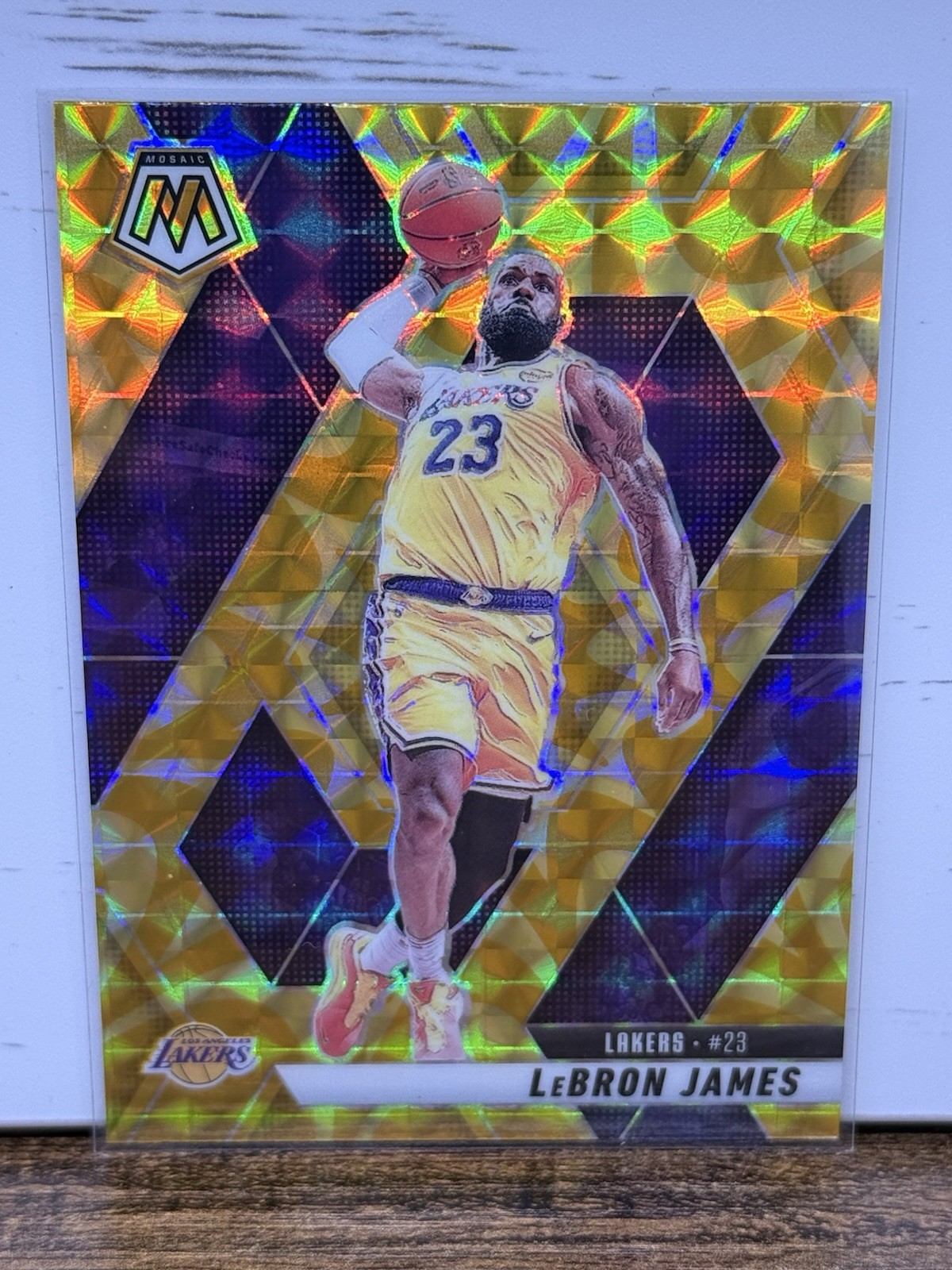 2024-25 Panini Mosaic - LeBron James #180 Reactive Yellow Mosaic Prizm
