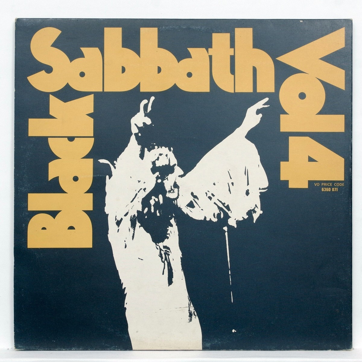 BLACK SABBATH Vol 4 ⸺ 1972 stereo UK 1st Press ⸺ Vertigo Swirl