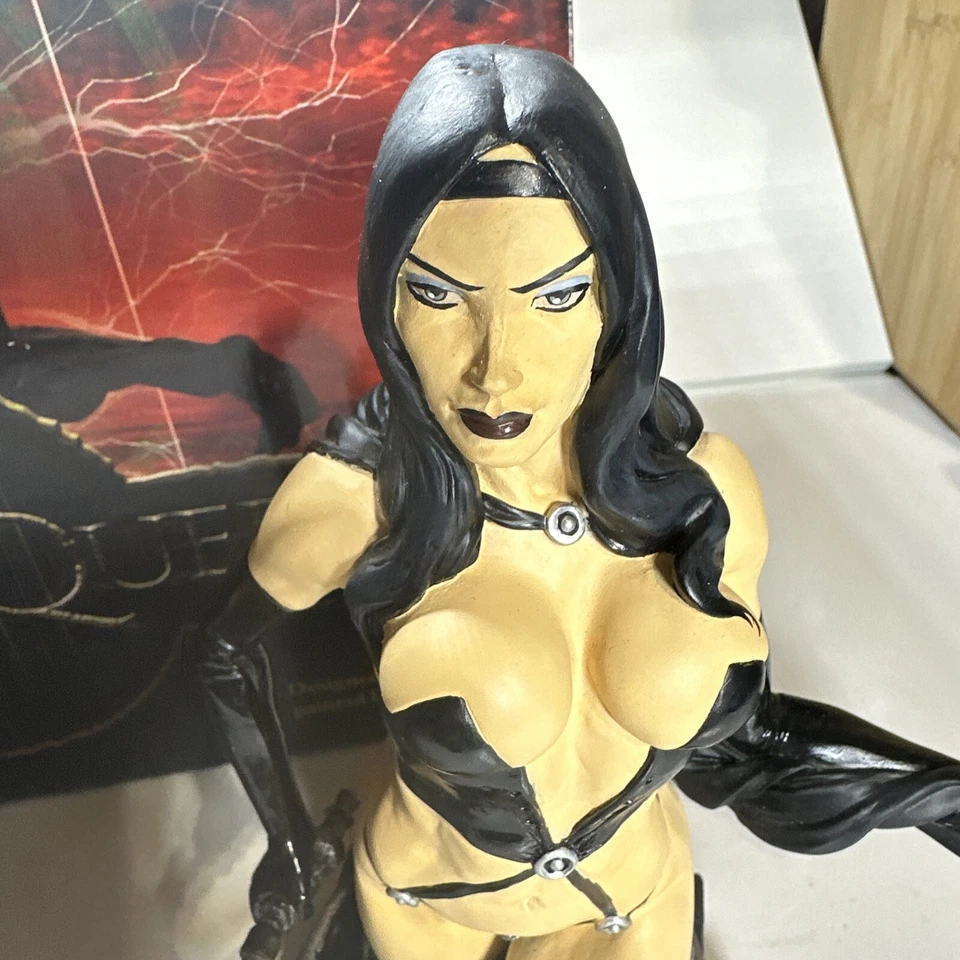 Marvel - Black Queen Sculpture - Original Box - Pablo Viggiano 123 Of 300 7” A8 - Image 3 of 4