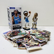 Los Angeles Clippers Basketball Cards & Bobbleheads (12x9x6)