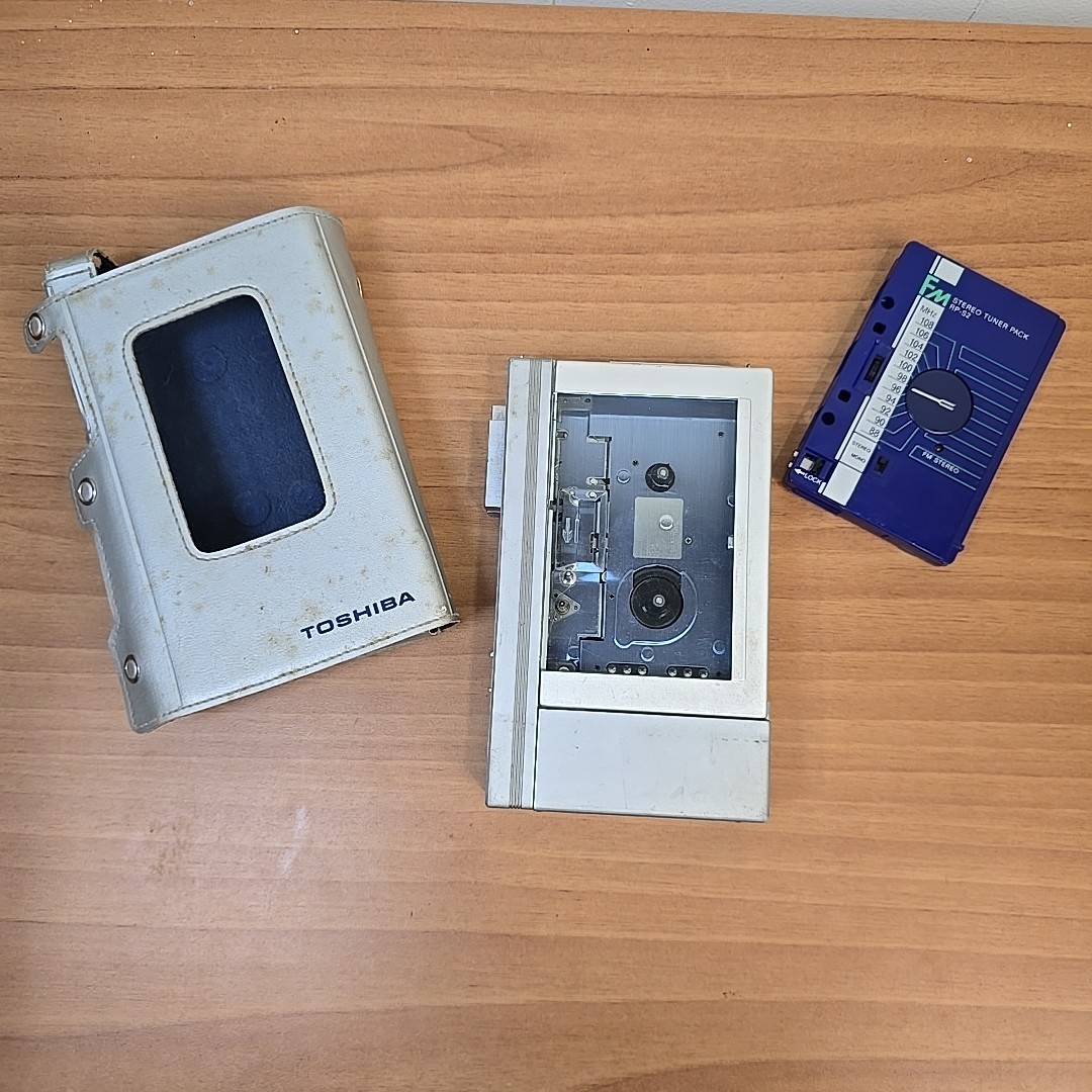 菅原圭 カセットプレイヤー ver.2 紫 Cassette Player 2 Cassette