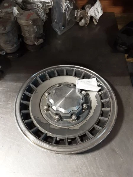 Wheel Cover HubCap 24 Holes Fits 92-95 FORD E250 VAN 196102 - Image 2 of 4