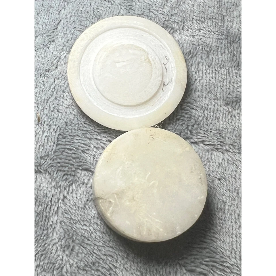 Vintage Stone Inlay Trinket Box Floral Round Alabaster Soapstone 2.5 Inch - Image 3 of 4