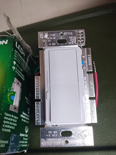 Dimmer Lutron DVCL-153PR-WH - DIMMER NUOVO, SCATOLA DANNEGGIATA - Foto 2 di 14