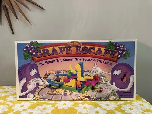 Vintage 1992 Grape Escape Board Game COMPLETE (Dough Dried Out) Parker Bros