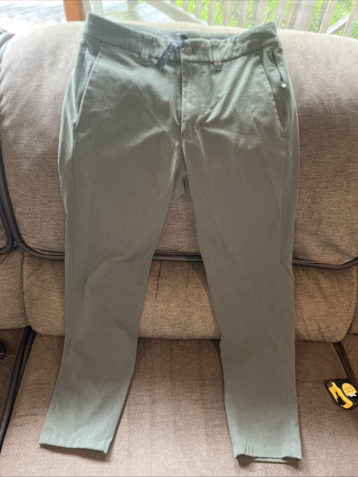 Picture 1 of 6