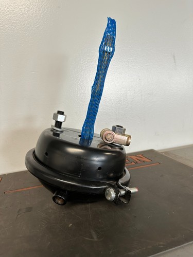 Type 30 Brake Chamber -- 93006 - Bild 1 von 4