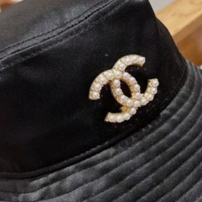 Chanel Button Faux pearls /4- Hole Flat 28 mm metal/ made in France