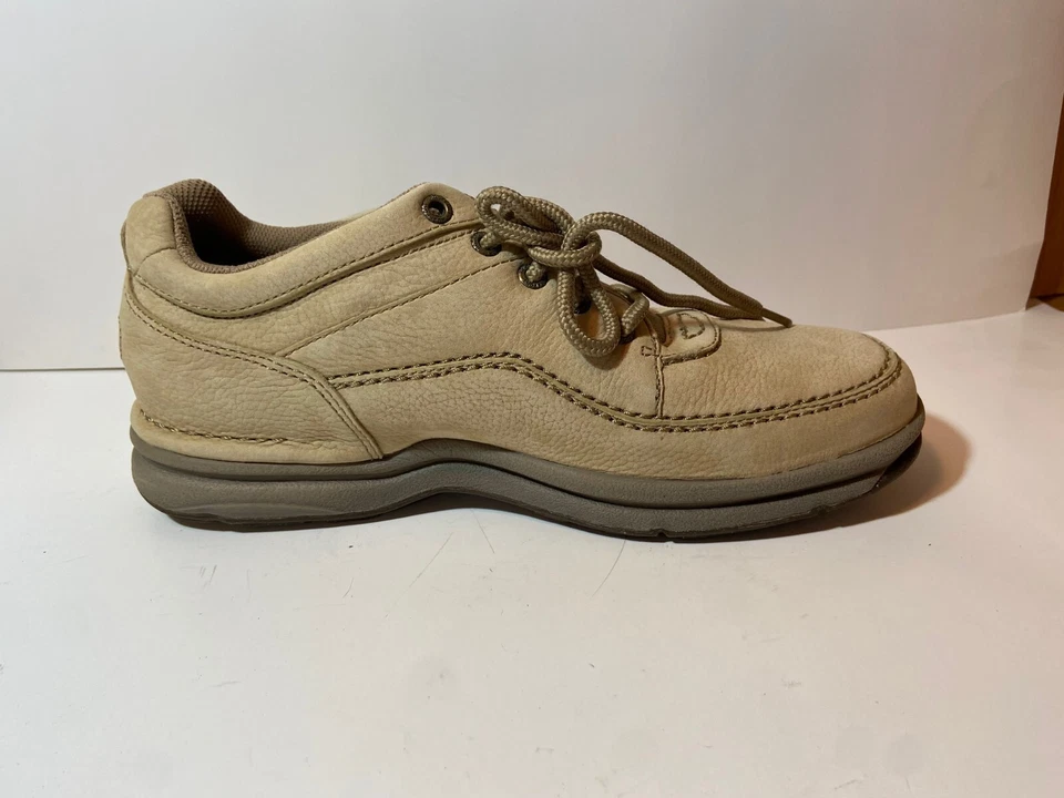 Rockport 男式“世界巡回赛经典”系带砂磨砂皮革休闲鞋 8W — 第 2/4 张图片