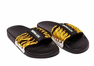 ivy park flip flops