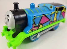 Thomas the Train & Friends Trackmaster Hyper Glow 2017 Motorized Thomas Tested
