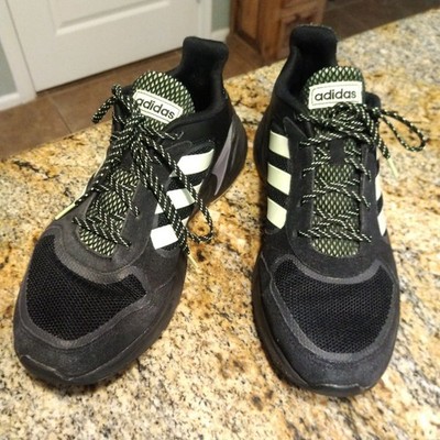 Size 9 - Adidas 90s Valasion Black Hi-Res Yellow for sale  display picture 1