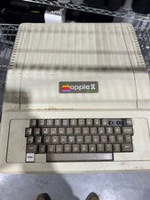 Vintage Apple II Plus Computer - For parts only