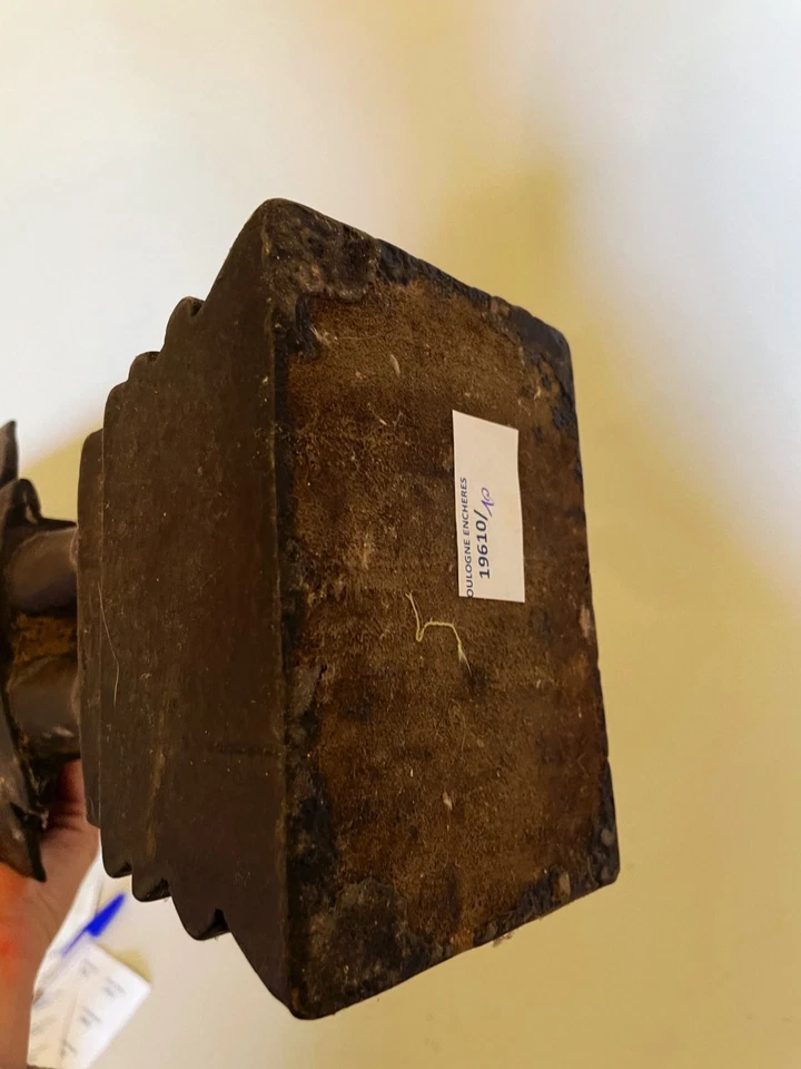 Estatua de Buda de pie camboyano vintage Foto 4 de 4