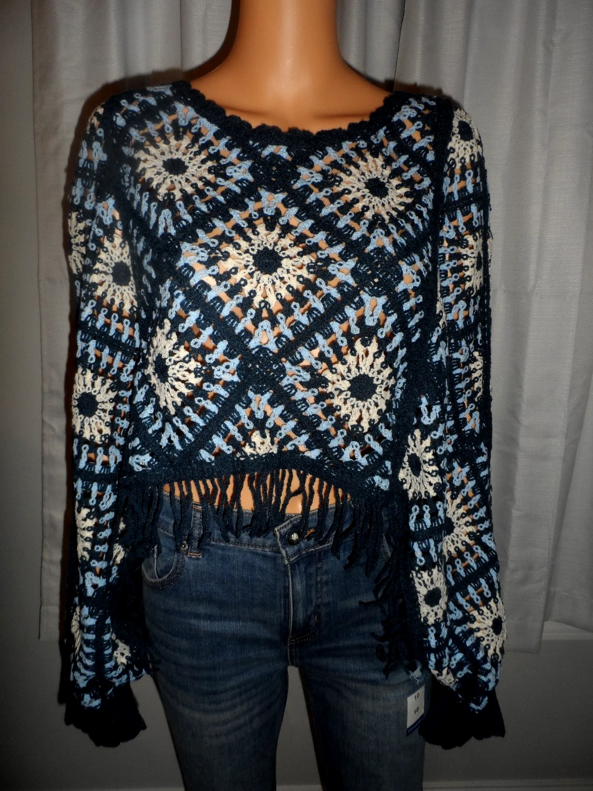 Cool House of Harlow 1960 size One Size blue crochet fringe poncho sleeves NWT