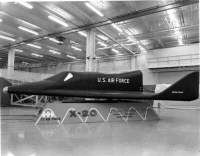 Die Boeing X-20 Dyna-Soar (''Dynamic Soarer'') Modellrakete Bausatz 1:30 370mm