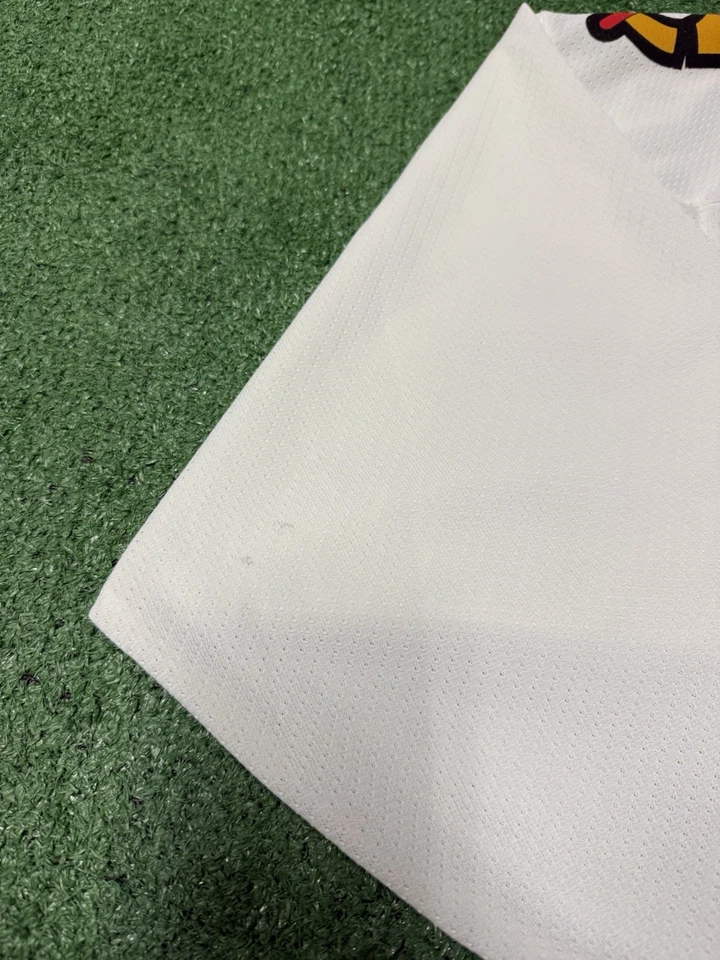 Camiseta deportiva de hockey vintage de los 90 Ed Belfour Blackhawks CCM para hombre talla XL blanca marcada por la NHL Foto 4 de 4