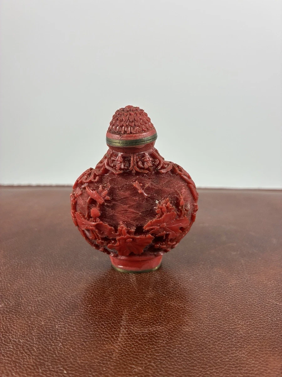 红色树脂主要古董中国鼻烟壶| eBay