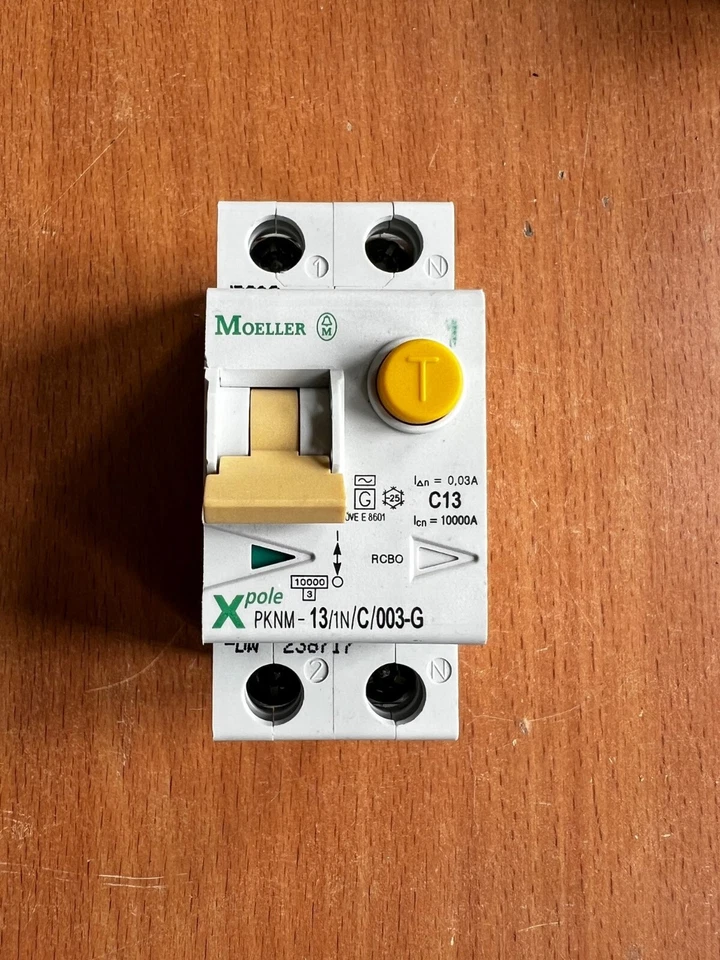 Moeller LS/FI-Schutzschalter C13/1N/C/ 0,03mA Typ AC-G - Bild 1 von 1