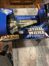 Star Wars Episode 1 SITH INFILTRATOR Flying Model Rocket Estes 1998 - NIB