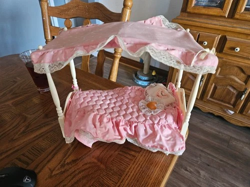 Mattel Barbie Doll Canopy Bed Dream Furniture Bedding Mattress Vintage 1982
