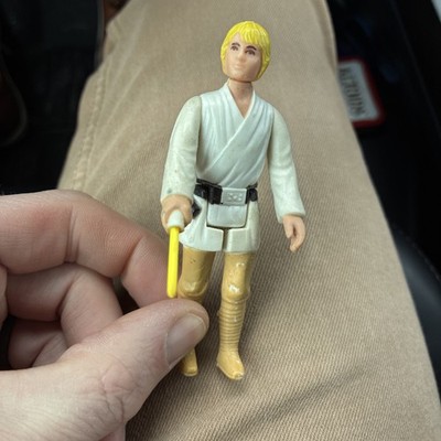 Kenner 1977 Star Wars Blonde Luke Skywalker Loose Action Figure w/Lightsaber