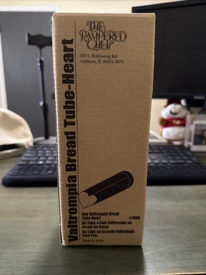 NEW THE PAMPERED CHEF Valtrompia Bread Tube Heart #1560