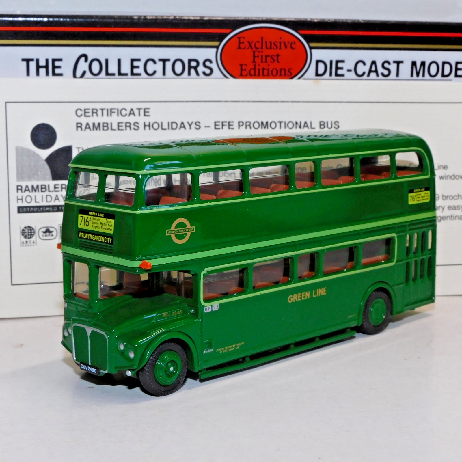 EFE AEC RCL ROUTEMASTER COACH GREEN LINE ROUTE 716A WELWYN 1/76 25601A RAMBLERS