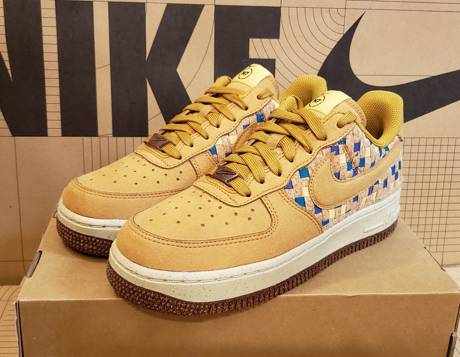 Nike Size 6 Women's Air Force 1 Low SP N7 Wheat Saturn Gold DM4956 700 RARE image 2