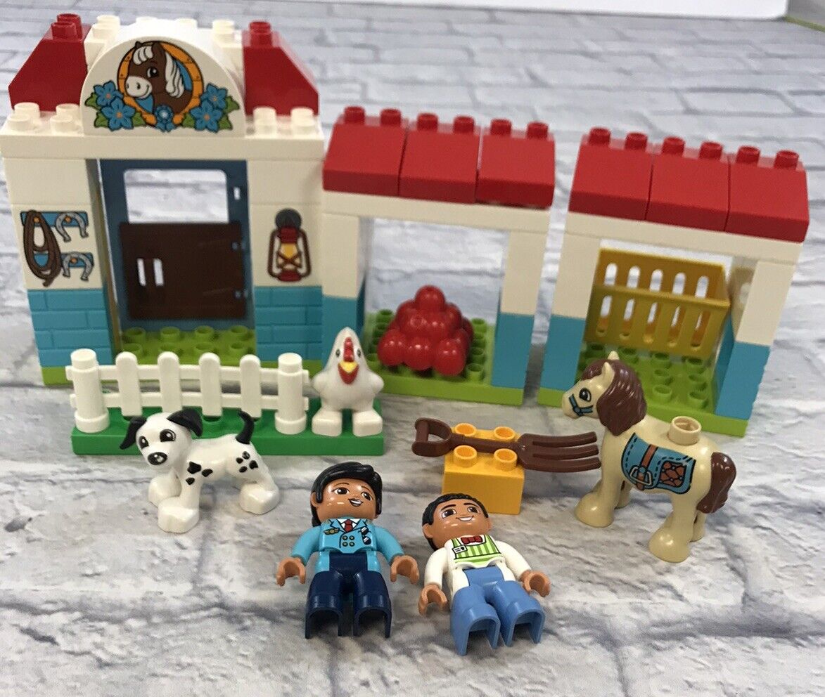 Lego Duplo Farm Pony Stable 10868 Horse People Chicken Dog