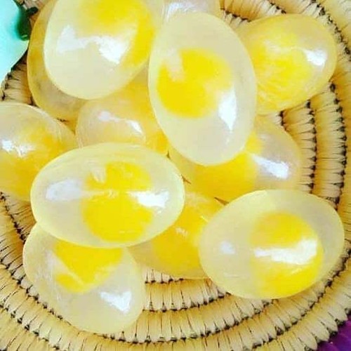 2X Collagen Egg Yolk Whitening Face Soap Very Rich in Vitamin C and E